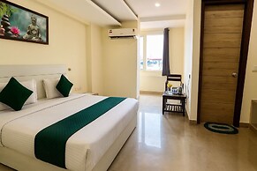 Hotel Good Luck by JMD Group