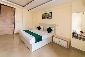 Hotel Good Luck by JMD Group