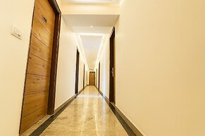 Hotel Good Luck by JMD Group