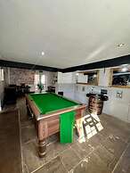 Courtyard Rooms - Studio - Double Bed - Wifi