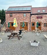 Courtyard Rooms - Studio - Double Bed - Wifi