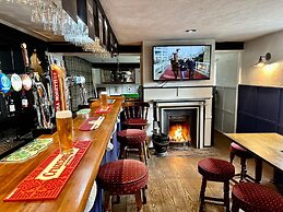 Courtyard Rooms - Studio - Double Bed - Wifi