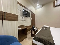 Monga Dreams 120 Mtrs from Golden Temple