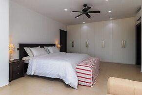 Kbel sea View Villa, Private Pool, Sleeps8, Garden