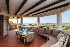 Kbel sea View Villa, Private Pool, Sleeps8, Garden