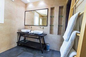 Kbel sea View Villa, Private Pool, Sleeps8, Garden