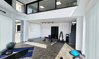 Phaedrus Living Mini Art House Kahlo