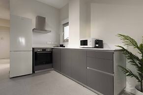 Phaedrus Living Mini Art House Kahlo