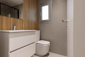 Phaedrus Living Mini Art House Kahlo