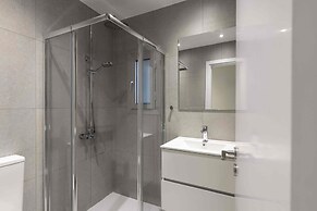 Phaedrus Living Mini Art House Kahlo