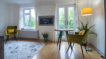 Captivating 3-bed House in London