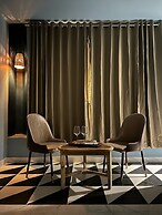 Hued A boutique Stay