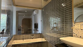 Hued A boutique Stay