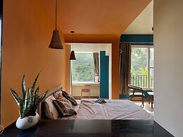 Hued A boutique Stay