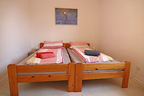 Ferienhaus mit Grosser Terrasse am Garder See