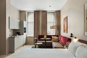 Sonder by Marriott Bonvoy The Teacher