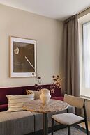 Sonder by Marriott Bonvoy The Teacher