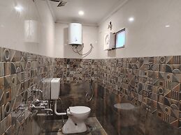 Serendipity by the Ganges