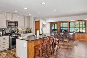 Serenity Cove Lake House #2472 by Big Bear Vacations