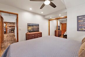 Serenity Cove Lake House #2472 by Big Bear Vacations
