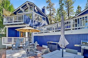 Serenity Cove Lake House #2472 by Big Bear Vacations