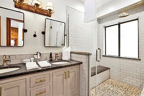 Serenity Cove Lake House #2472 by Big Bear Vacations