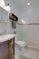 Amazing House 5 min from Waterfront Park