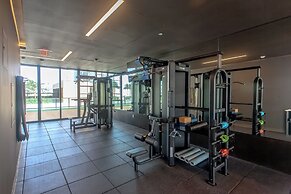 Luxurious Downtown Escape