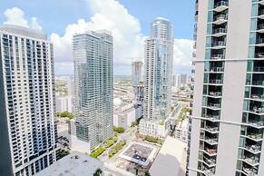 Luxurious Downtown Escape