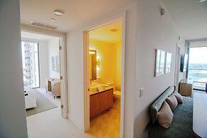 Luxurious Downtown Escape