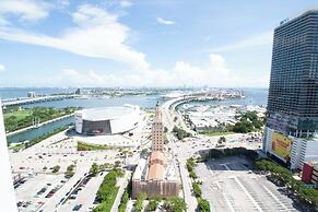 Luxurious Downtown Escape