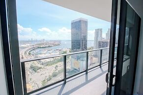 Luxurious Downtown Escape