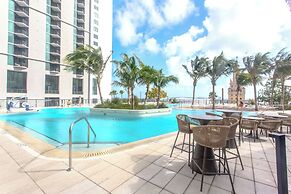 Luxurious Downtown Escape