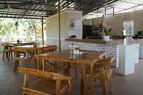 Ashiyana Cliff and Beach Resort