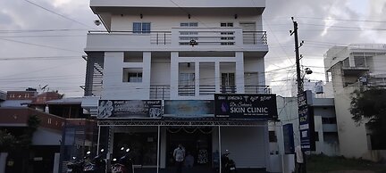 SLV Aashraya Apartment Stay
