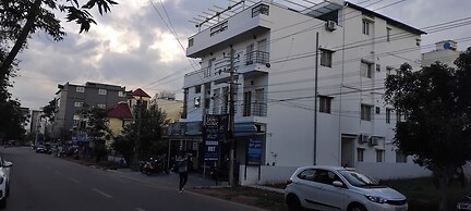 SLV Aashraya Apartment Stay
