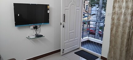 SLV Aashraya Apartment Stay