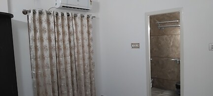 SLV Aashraya Apartment Stay