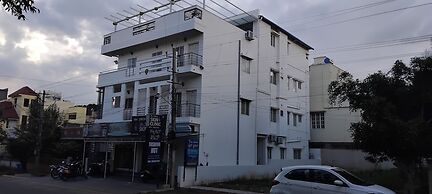 SLV Aashraya Apartment Stay