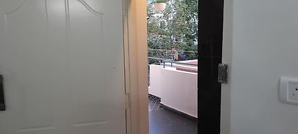 SLV Aashraya Apartment Stay