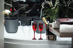 Farnese Jacuzzi Apartment