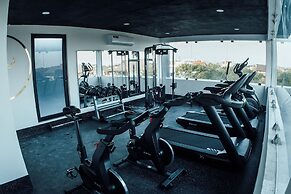 Elegant Loft in Tulum with Pool & Gym