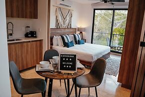 Elegant Loft in Tulum with Pool & Gym