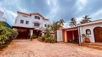 Beachside - Casa Sirena 1BR Suite