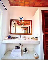 Beachside - Casa Sirena 1BR Suite