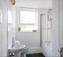 A 2-comfortable Bedroom Apartment