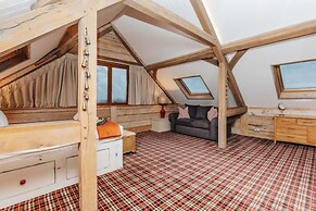 Moonlight Barn in Ascott