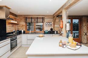 Moonlight Barn in Ascott