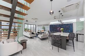 Villa Satori by Tropiclook