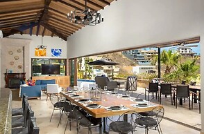 6BD Villa with Ocean Views in Cabo